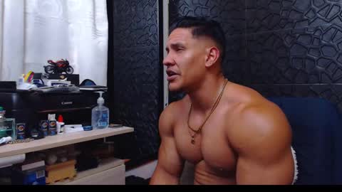 Viktor Herrera online show from January 20, 6:10 pm