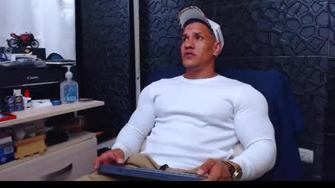 Viktor Herrera online show from January 21, 3:04 am