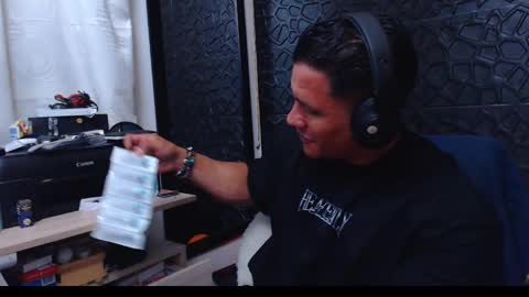 Viktor Herrera online show from January 27, 2:42 am