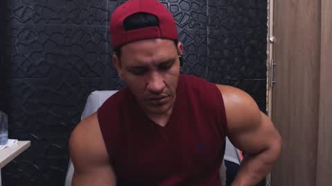 Viktor Herrera online show from October 17, 4:09 pm