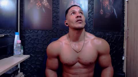 Viktor Herrera online show from March 4, 6:58 pm