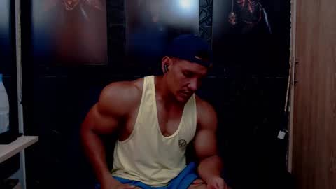 Viktor Herrera online show from March 21, 3:15 pm