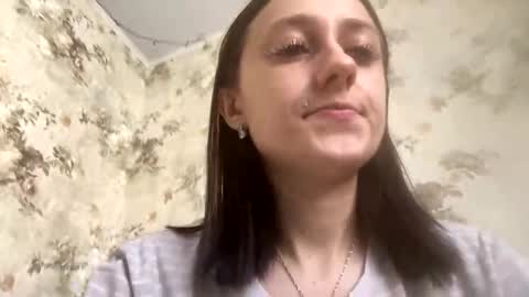 Sweett online show from February 18, 8:43 am