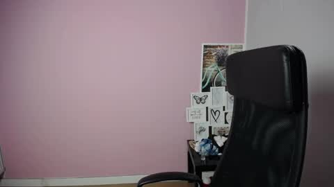 viktoria_lovely online show from September 19, 6:37 am