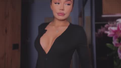 Snapshot of viktoria_www chatting on March 14, 7:52 pm Viktoria www online show from March 14, 7:52 pm