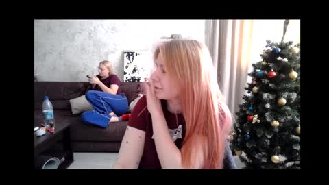 Snapshot of viktorlonsky chatting on December 27, 7:40 am viktorlonsky online show from December 27, 7:40 am