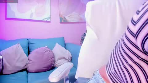 Victoria online show from October 2, 5:14 am