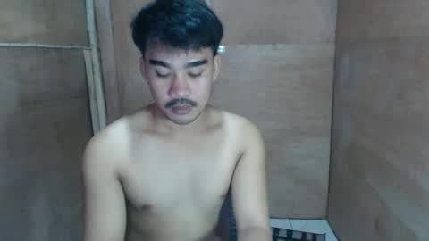 Snapshot of vin_17 chatting on February 13, 11:28 am Call me Marvin online show from February 13, 11:28 am