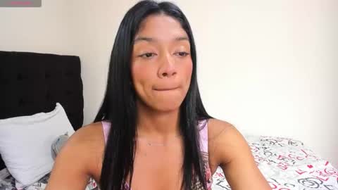 Vinaly online show from October 22, 7:46 pm