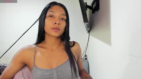 Vinaly online show from May 6, 6:13 pm