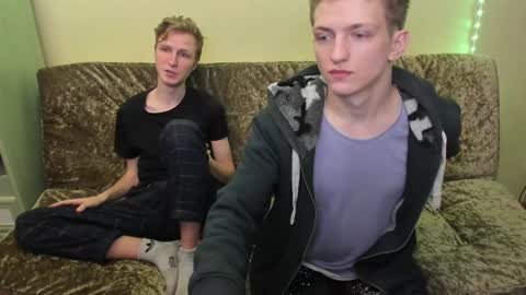 Dimoooooon online show from December 27, 1:28 pm