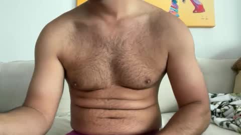 Snapshot of vincee2 chatting on November 8, 3:01 pm vincee2 online show from November 8, 3:01 pm