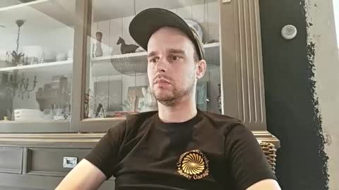 Vincent online show from September 26, 1:04 pm