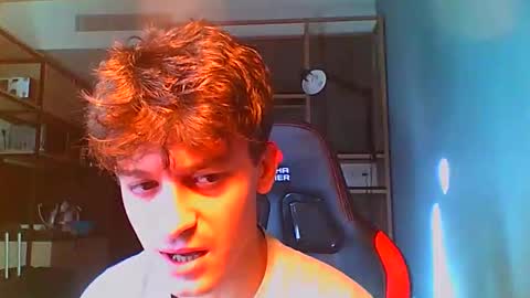 vincentprice69 online show from October 18, 8:59 am