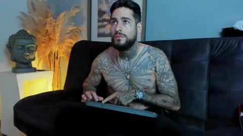 Vincent Sartori online show from November 17, 8:03 pm