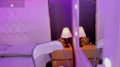 Snapshot of vinksmokee chatting on March 19, 6:34 pm Vin online show from March 19, 6:34 pm