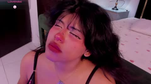 Snapshot of vinksmokee chatting on March 31, 5:35 pm Vin online show from March 31, 5:35 pm