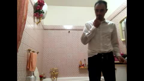 Zenith online show from December 29, 1:34 am