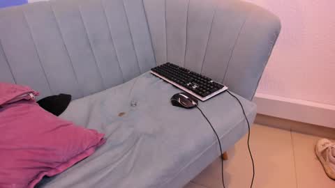 Snapshot of vinniematte chatting on February 8, 6:12 am vinniematte online show from February 8, 6:12 am