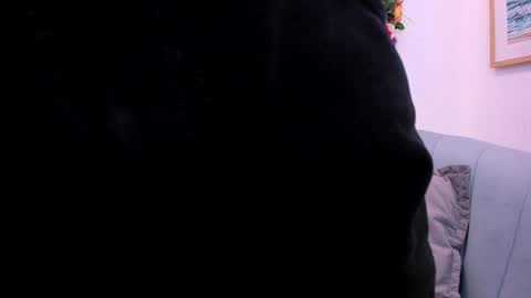 Snapshot of vinniematte chatting on February 23, 3:02 am vinniematte online show from February 23, 3:02 am