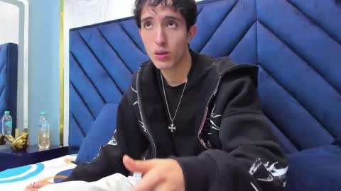 Snapshot of vinniematte chatting on March 2, 1:58 am vinniematte online show from March 2, 1:58 am