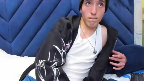 Snapshot of vinniematte chatting on March 2, 11:07 am vinniematte online show from March 2, 11:07 am