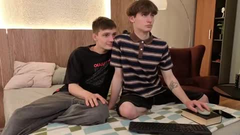 Snapshot of vinsant_x chatting on June 3, 7:11 am Vinsant online show from June 3, 7:11 am