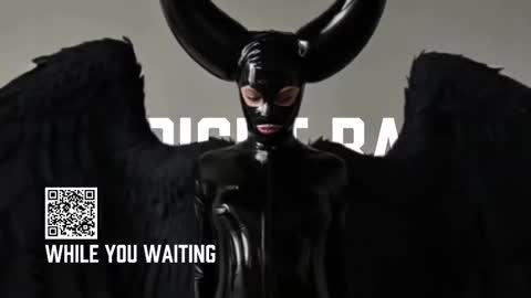 Snapshot of vinylstore chatting on October 26, 4:46 pm Diva Silvia online show from October 26, 4:46 pm