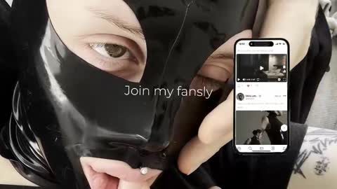 Diva Silvia online show from February 1, 4:38 pm