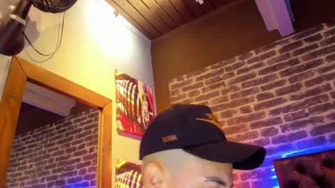 ---Vinzen--- online show from December 23, 1:36 am