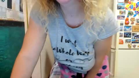 viodetta online show from October 4, 4:27 pm