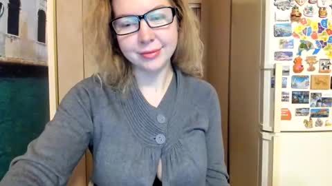 viodetta online show from October 29, 7:15 pm