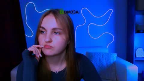 Vi online show from March 18, 11:57 am