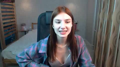 violaberry__ online show from September 15, 4:34 am