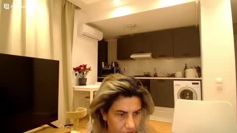viola online show from December 5, 6:11 pm