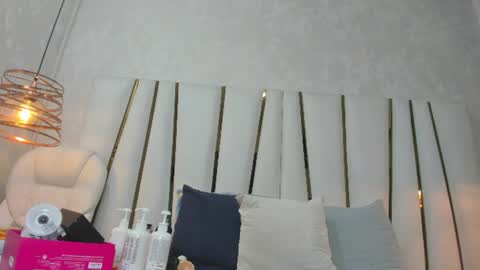 violeet_gray online show from July 22, 11:24 am