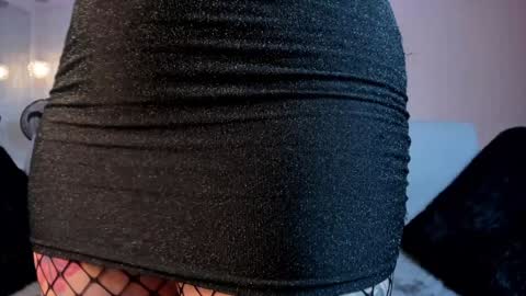 Snapshot of violeet_scott chatting on January 10, 1:52 pm Violett Everyday From 0530 to 1430 Col Time online show from January 10, 1:52 pm