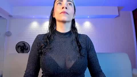 Snapshot of violeet_scott chatting on February 7, 10:50 am Violett Everyday From 0530 to 1430 Col Time online show from February 7, 10:50 am