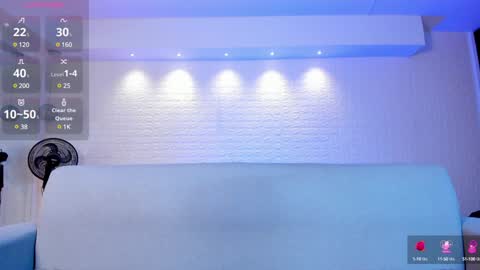 Snapshot of violeet_scott chatting on February 8, 11:12 am Violett Everyday From 0530 to 1430 Col Time online show from February 8, 11:12 am