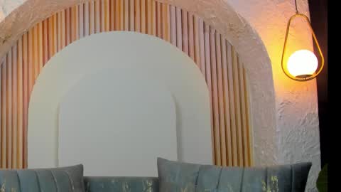 Violette online show from February 12, 10:10 am