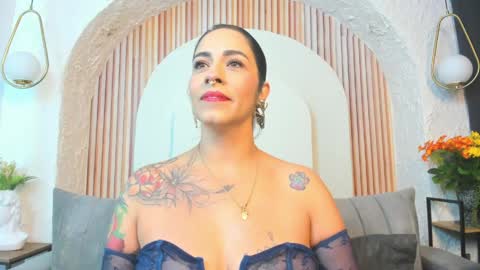 Violette online show from June 3, 10:18 am