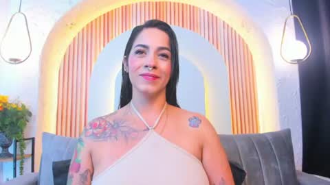 Violette online show from June 15, 10:50 am