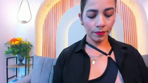 Violette online show from June 18, 10:09 am