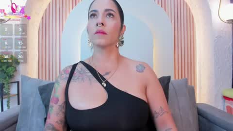 Violette online show from July 16, 10:10 am