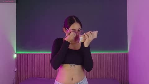 violet_and_dylan online show from February 5, 1:16 pm