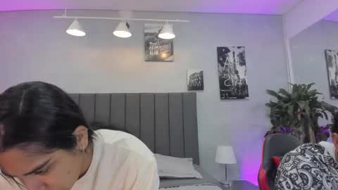 Violet and Myers online show from November 16, 11:16 am