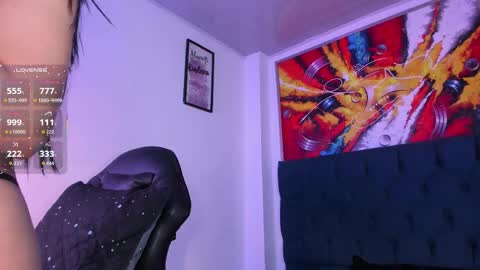           online show from November 17, 10:10 am