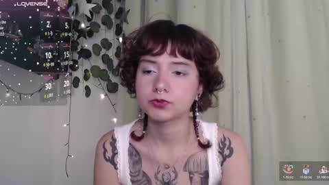 Violet online show from June 21, 8:06 am