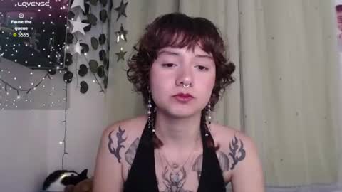 Violet online show from July 3, 7:37 am