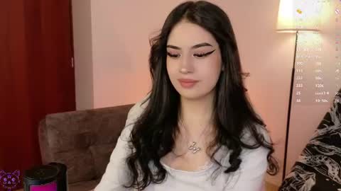 Violeta  online show from July 14, 6:57 pm